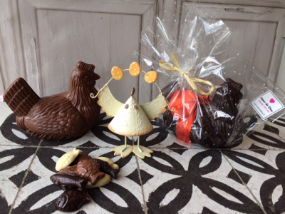 Pâques poule  noire