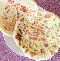 Cheese naan