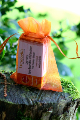 Lune rousse–savon bonne mine fleur d'oranger