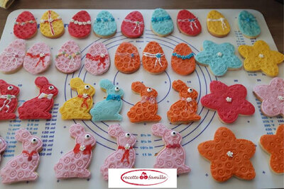 Sablé individuel lapin à la pâte à sucre rose