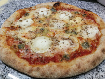 Pizza '4 fromages' version chèvre