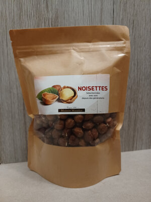 Noisettes décortiquées