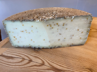 Tomme de brebis au fenugrec