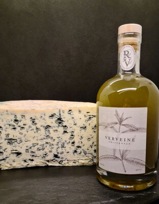 Bleu lavé à la liqueur de verveine verte