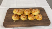 Gougères aux lardons et oignons