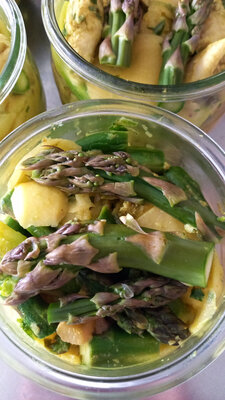 Tajine de poulet fermier d'ardèche et asperge