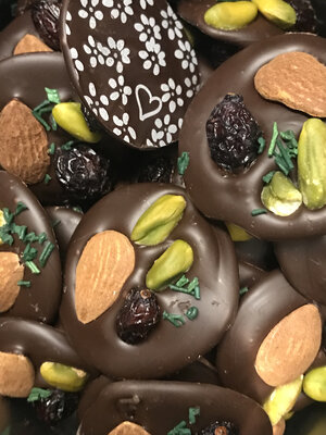 Mendiants au chocolat noir