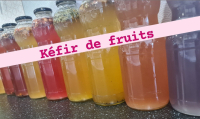 Boisson kéfir hibiscus fruits rouges