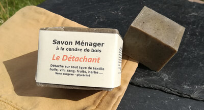 Savon détachant