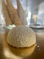 Dômes glacés framboise coeur meringu/chocolat