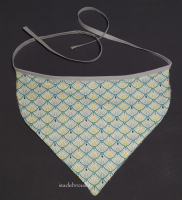 Bavoir adulte bandane éventail