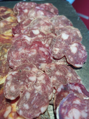 Saucisson sec porc noir (entier)