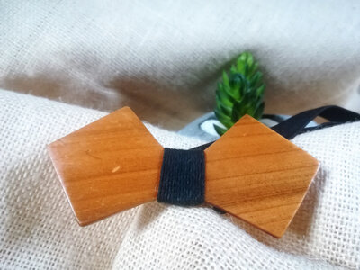 Nœud papillon enfant - bois naturel