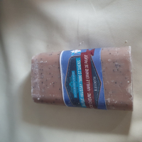 Savon chevre - vanille graines de pavot