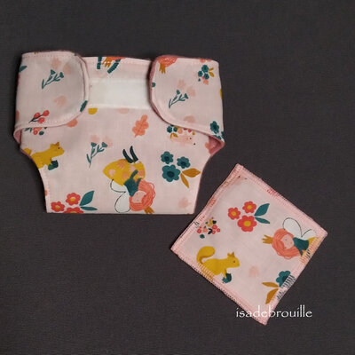 Couche poupée fée rose