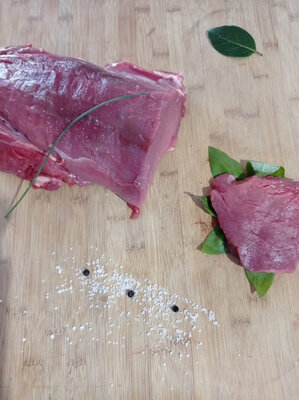 Tournedos bardé à la poitrine fumée