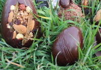 🔔 oeuf doublement gourmand fourré praliné