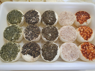 Fromages aromatisés ail et fines herbes