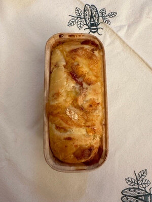 Brioche salée chaource et lardons