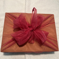 Coffret rose emballage furoshiki