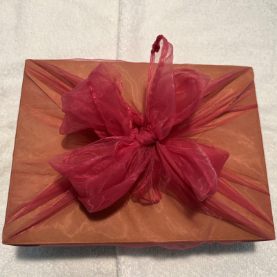 Coffret rose emballage furoshiki