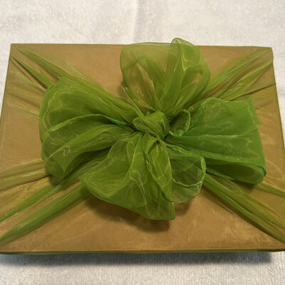 Coffret vert emballage furoshiki
