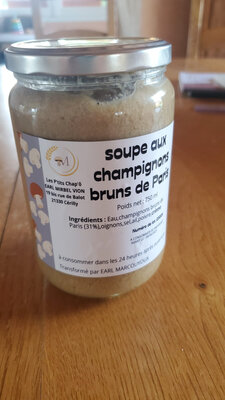Soupe aux champignons bruns de paris
