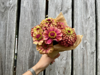 Botte de fleurs - zinnia lime