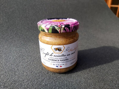 Confit de noisettes au miel