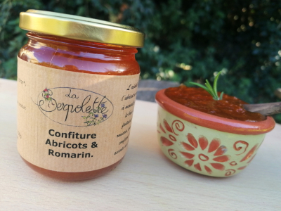 Confiture abricots romarin