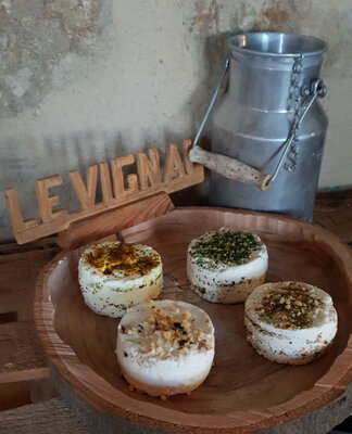 Chèvre frais : citron poivre vert et curcuma