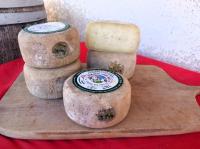 1/2 tomette de vache aromatisée au thym