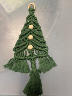Sapin de noël en macramé