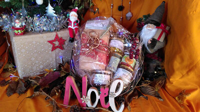 Coffret cadeau corbeille + 6 produits