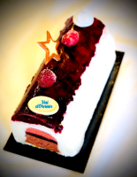 Bûche glacée : l'initiale