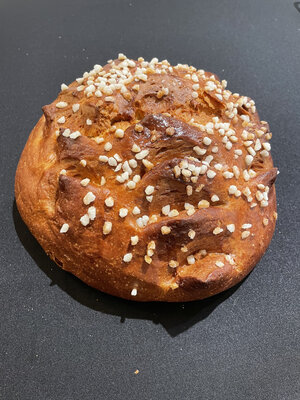 La baleine (brioche nature au sucre)