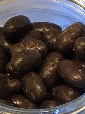 Fèves de cacao enrobé de chocolat noir