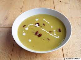 Soupe de pois cassés-lard