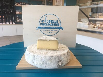Tome des bauges fermière