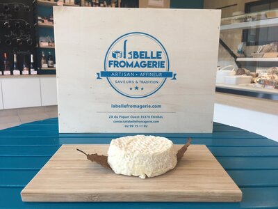 Mothais sur feuille fermier