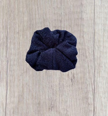 Fleur de douche bleu marine