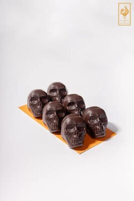6 têtes de mort noir praliné noisette