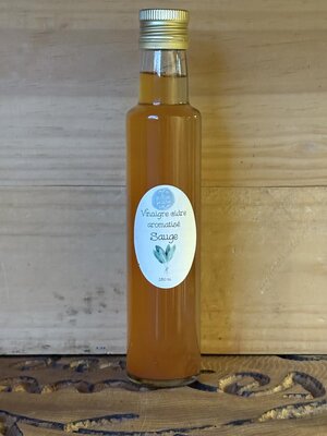 Vinaigre de cidre aromatisé sauge