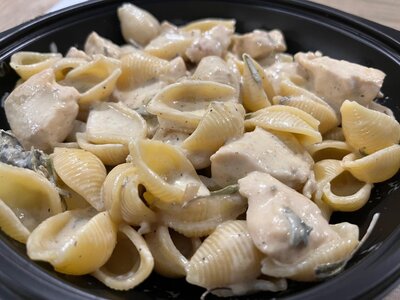 Poulet 🐓sauce infusée sauge bleu d'auvergne