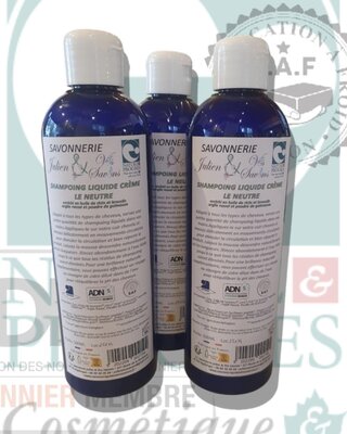 Shampoing liquide crème fraîcheur florale
