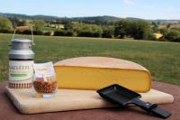 Fromage à raclette 1/2 de meule bruschetta