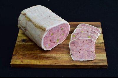 Galantine aux pistaches tranchés