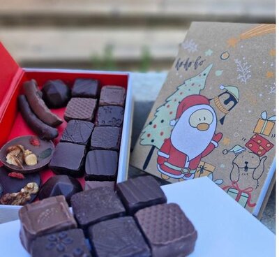 Boîte de chocolats livre de nöel 125 g
