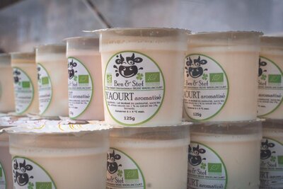 Yaourt aromatisé coco (lait écrémé)