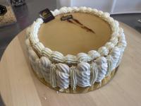 Vacherin 4/6 parts caramel beurre salé/vanill